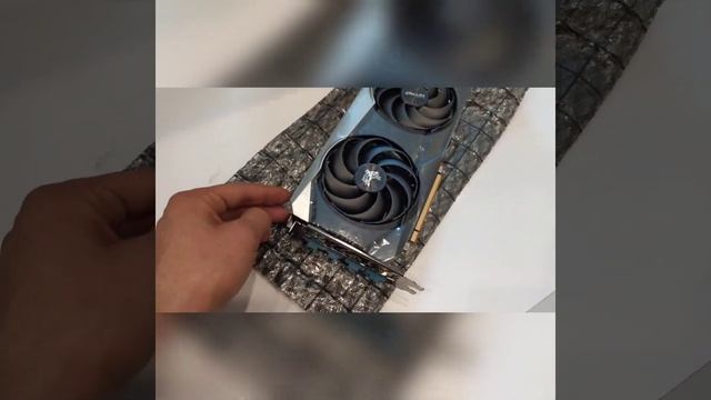 Unboxing AMD Radeon RX 6600 XT Sapphire Nitro+ смотреть онлайн