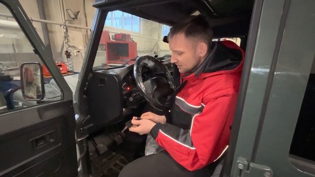 Land Rover-Defender 2.2L 16V, 122PS, 2014 г.в. не запускается смотреть онлайн