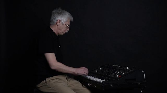Polivoks - Demo by its inventor Vladimir Kuzmin. смотреть онлайн