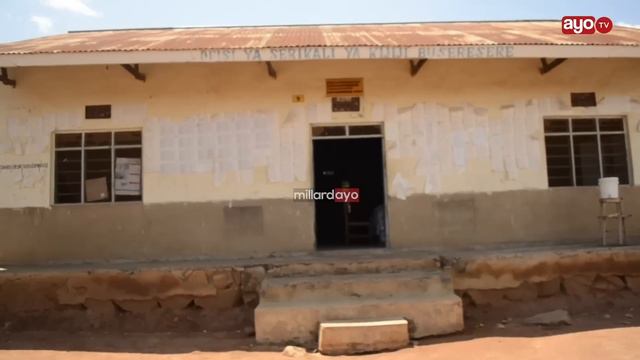 TAHARUKI!! MLINZI WA GUEST AUAWA KIKATILI, "ALIPIGWA NA KITU CHENYE NCHA KALI" смотреть онлайн