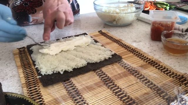 874. Готовим роллы дома. Быстро и Вкусно. смотреть онлайн