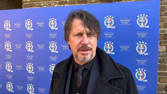 Intervista a Francesco Palmieri, vincitore del premio Mino Favini смотреть онлайн