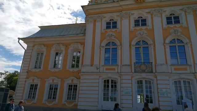 Петергоф. Санкт-Петербург. Июль 2020 год смотреть онлайн