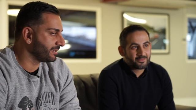 Yianni and Bert Pick The Top Forty Qualifiers - The Wrap Job ep01 смотреть онлайн