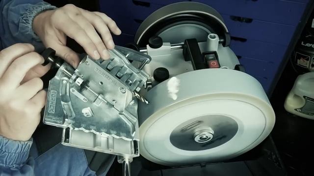 Как идеально заточить сверло на 2 плоскости? Вопрос закрыт. смотреть онлайн