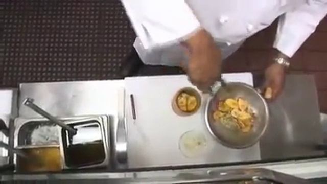Platanos Verdes/Green Plantains, mashed смотреть онлайн