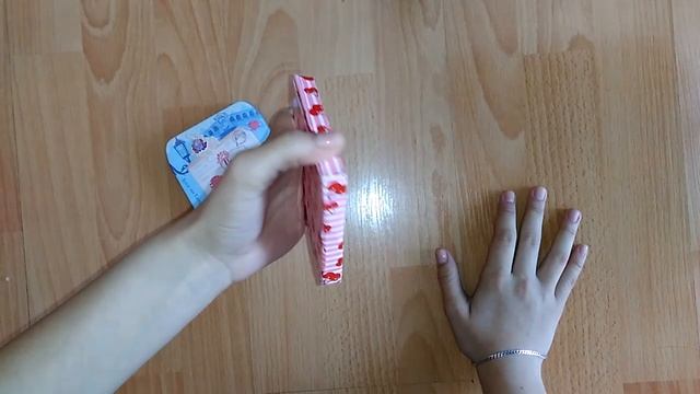 Как сделать футляр своими руками для прокладок||Аня смотреть онлайн