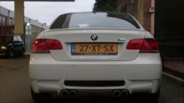 BMW M3 E92 revving lovely sound!