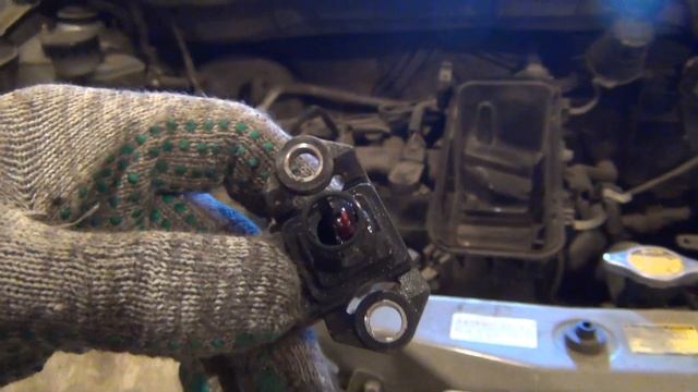 дроссельная заслонка,клапан холостого хода , ДМРВ -очищаем от нагара Toyota passo смотреть онлайн