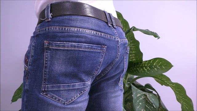 КАК ПЕРДЯТ РАЗНЫЕ ЛЮДИ ?