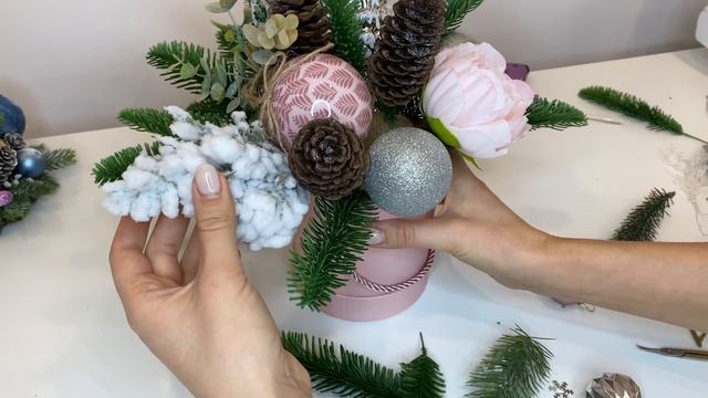 Зимняя композиция в круглой коробке | новогодний декор своими руками смотреть онлайн