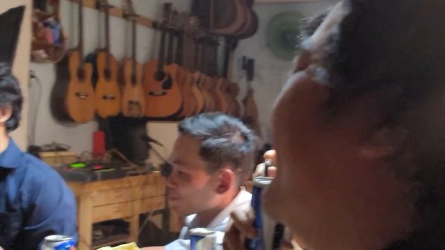 I hate myself for loving you - Desmond Child & Joan Jett (Vietnamese version) смотреть онлайн