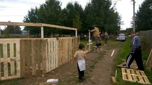 Забор из поддонов. Бюджетный забор часть #2