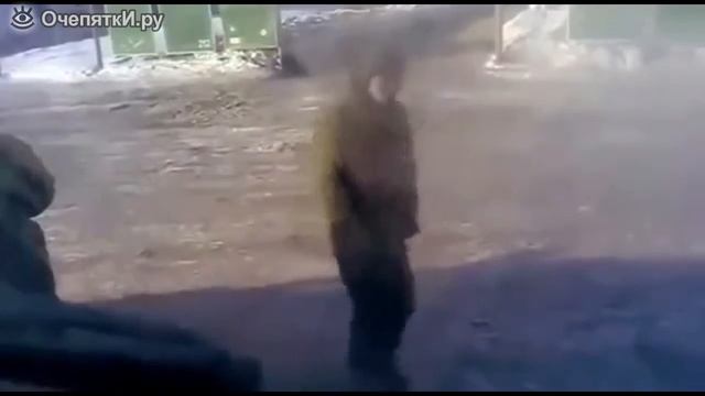 Солдат станцевал под Гангнам Стайл смотреть онлайн
