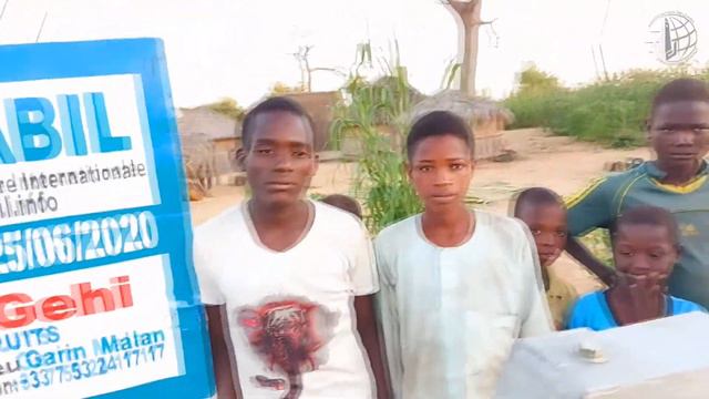 Puits №: 2411 (Niger) / Колодец №: 2411 (Нигер) смотреть онлайн