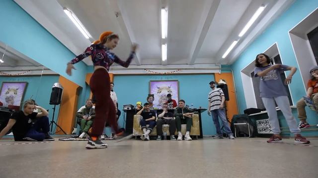 Bgirl Ле Vs Fire Fox • Контест Bgirls (все возраста) • FINAL • Делай брейк 2021 / Весенний Старт