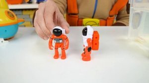 Как опуститься под воду и дышать под водой - КУКУ Плей - Развивающие видео для детей