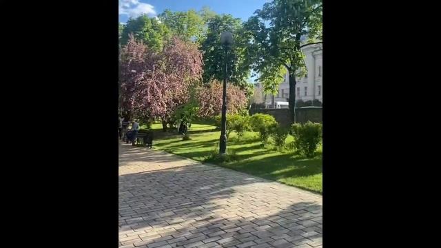 Прогулка в Парке Шевченко в Киеве смотреть онлайн