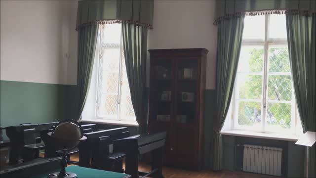 Музей-гимназия Чехова в Таганроге смотреть онлайн