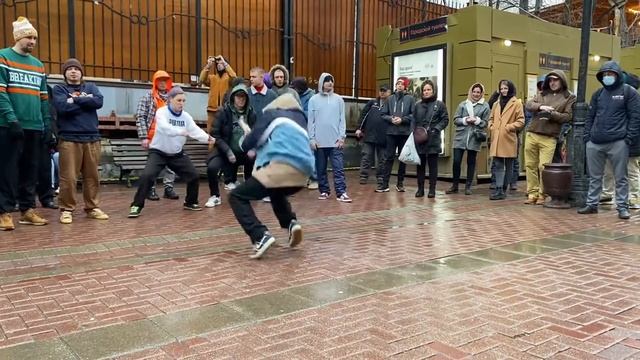 1 апреля брэйк дэнс Арбат смотреть онлайн