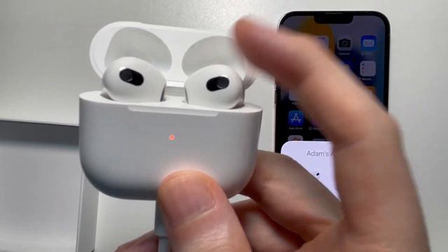 How to Charge AirPods (3rd Gen) & Check Battery %! смотреть онлайн