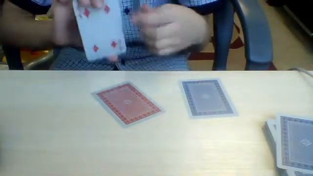 фокус с пластиковыми картами смотреть онлайн