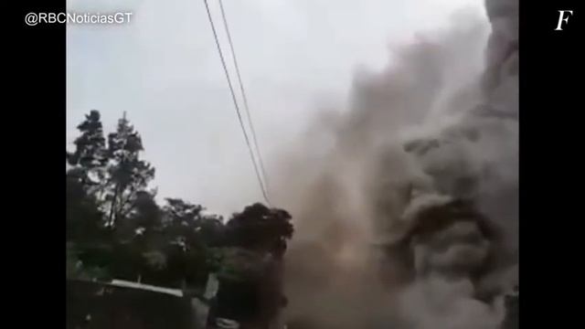 Страшные кадры извержения вулкана в Гватемале, Фуэго, 3 июня 2018 года