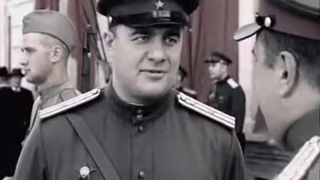 я не тороплюсь смотреть онлайн