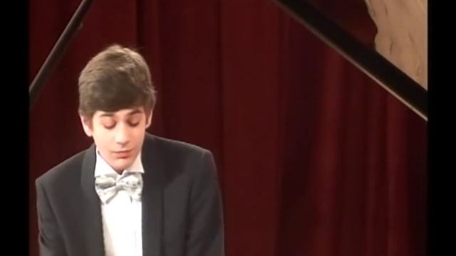 Victor Maslov, piano А.Н. Скрябин .Этюд ор.8 №9 Scraibin. Etude ор.8 №9 смотреть онлайн