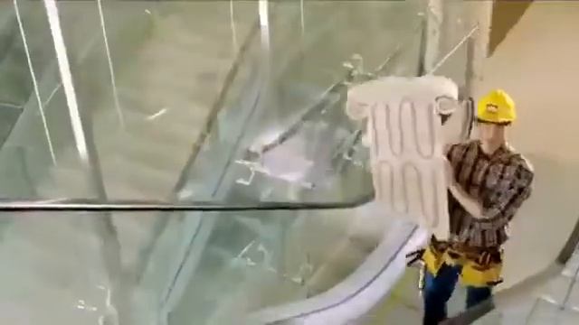 Реклама Момент Монтаж Мгновенная хватка (2011-2013) смотреть онлайн