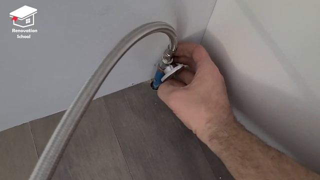 How to hook up a fridge water/ice maker ? смотреть онлайн