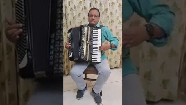 "Mera Joota Hai Japani".. (Accordion cover) - Film - "Sri 420" смотреть онлайн