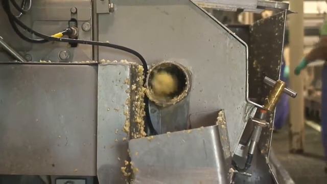 Отделение зерен кукурузы от початков смотреть онлайн