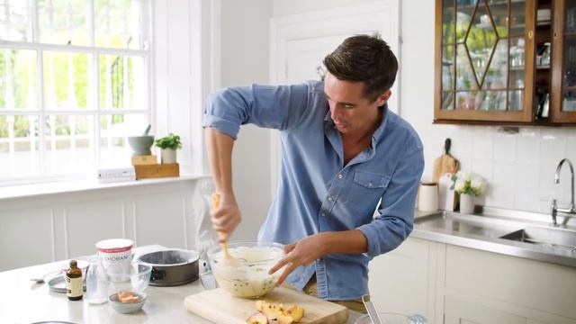 Peach And Blueberry Pound Cake Feat. Chobani #spons