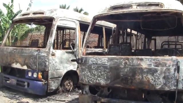 Incendio deja tres microbuses quemados de ruta 41-A en Soyapango смотреть онлайн