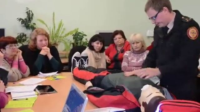 виступ на семінарі-практикумі (порядок штучного дихання та непрямого масажу серця) смотреть онлайн