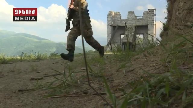 В Армении 5 ноября отмечается День разведчика/Armenia marks Intelligence Troops’ Day смотреть онлайн