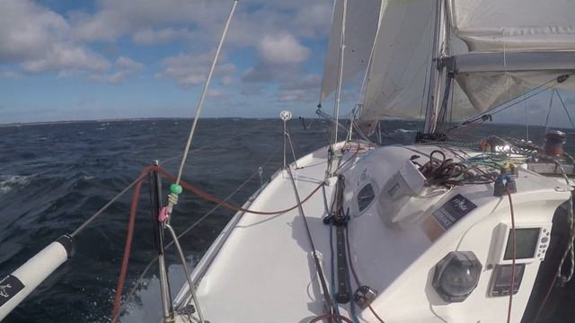 Mini 6.50 - Pogo 2 - winter - training in gale conditions смотреть онлайн