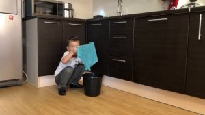 Стихотворение Эдуарда Успенского « Если был бы я девчонкой ...» читает Егор Арбатский 5 лет и Мама