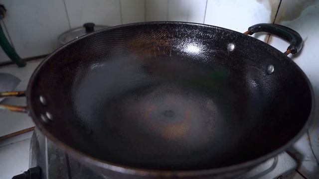 【超小厨】10斤肥肠，整“土豆烧肥肠”，配爆炒腰花，全家都是干饭人！