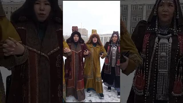 Оһуохай.Кураһаай Мэхээлэ смотреть онлайн