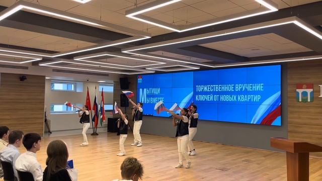 «Гимн детей», выступили на торжественном получении паспортов гражданина РФ 03.11.2023 смотреть онлайн