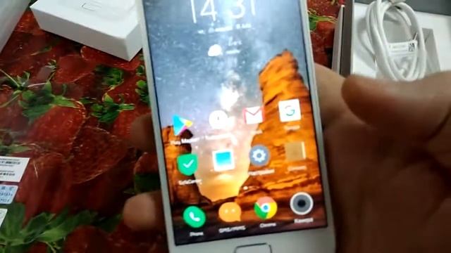 Первое впечатление от смартфона Zuk Z2 смотреть онлайн