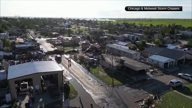 Tornado rips through Texas Panhandle town, killing three people смотреть онлайн