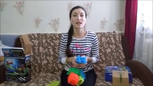 Трек машинки гонки-игрушки для мальчиков.Автогонки скоростная трасса смотреть онлайн