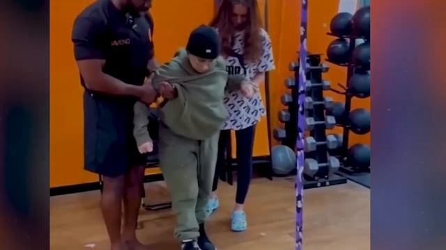 Очень добрые поступки, Снятые на Камеру. Попробуй Не Заплакать! смотреть онлайн