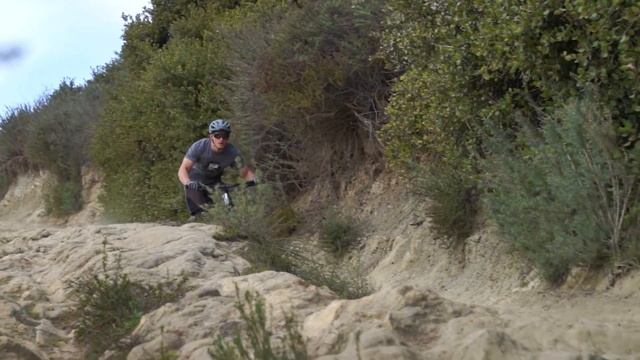 Topos Outdoor 2020 Fuji Auric & Rakan Test Ride смотреть онлайн