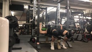 Жим лежа средним хватом с упоров в раме 4*8 – 70