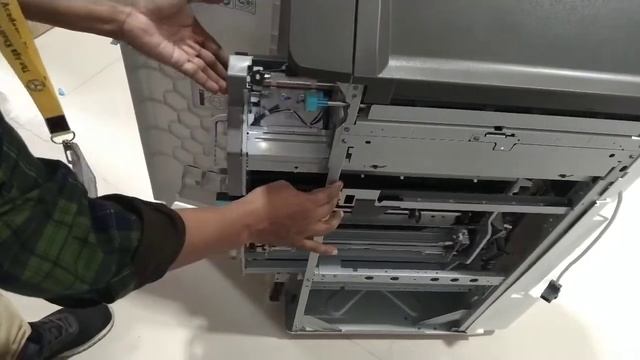 RICOH How to install finisher with Feeding & Breeze unit? IM 2500 - IM 6000 and IM C2000 - IM C6000 смотреть онлайн