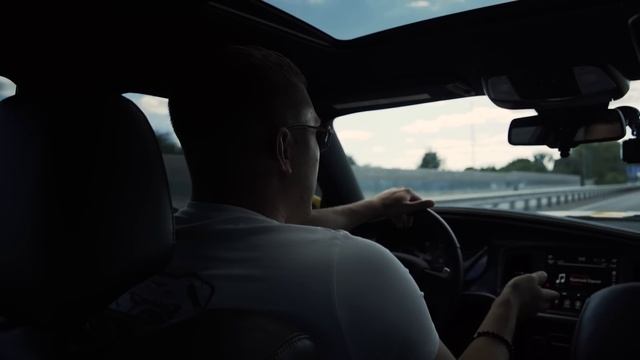 Dodge Charger - универсальный Muscle Car на каждый день смотреть онлайн